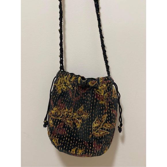 Free People ×Moon Crossbody In Midnight Size OS - Picture 3 of 8